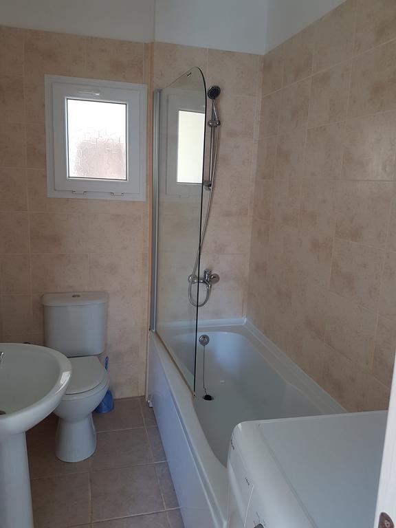 Aphrodite Beachfront Penthouse Apartment Kaziverá Kültér fotó